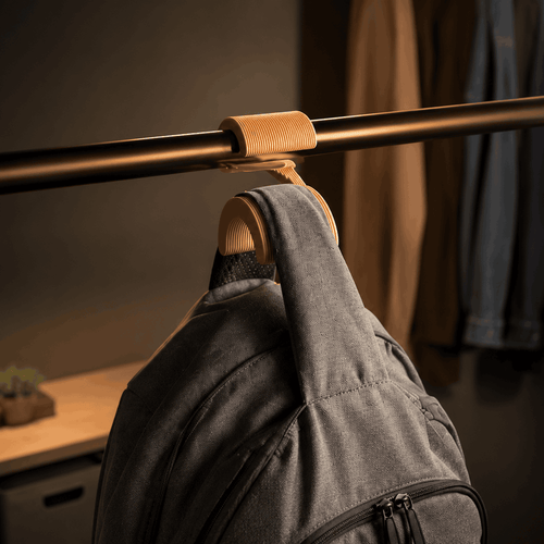 Backpack Hanger Unisculp