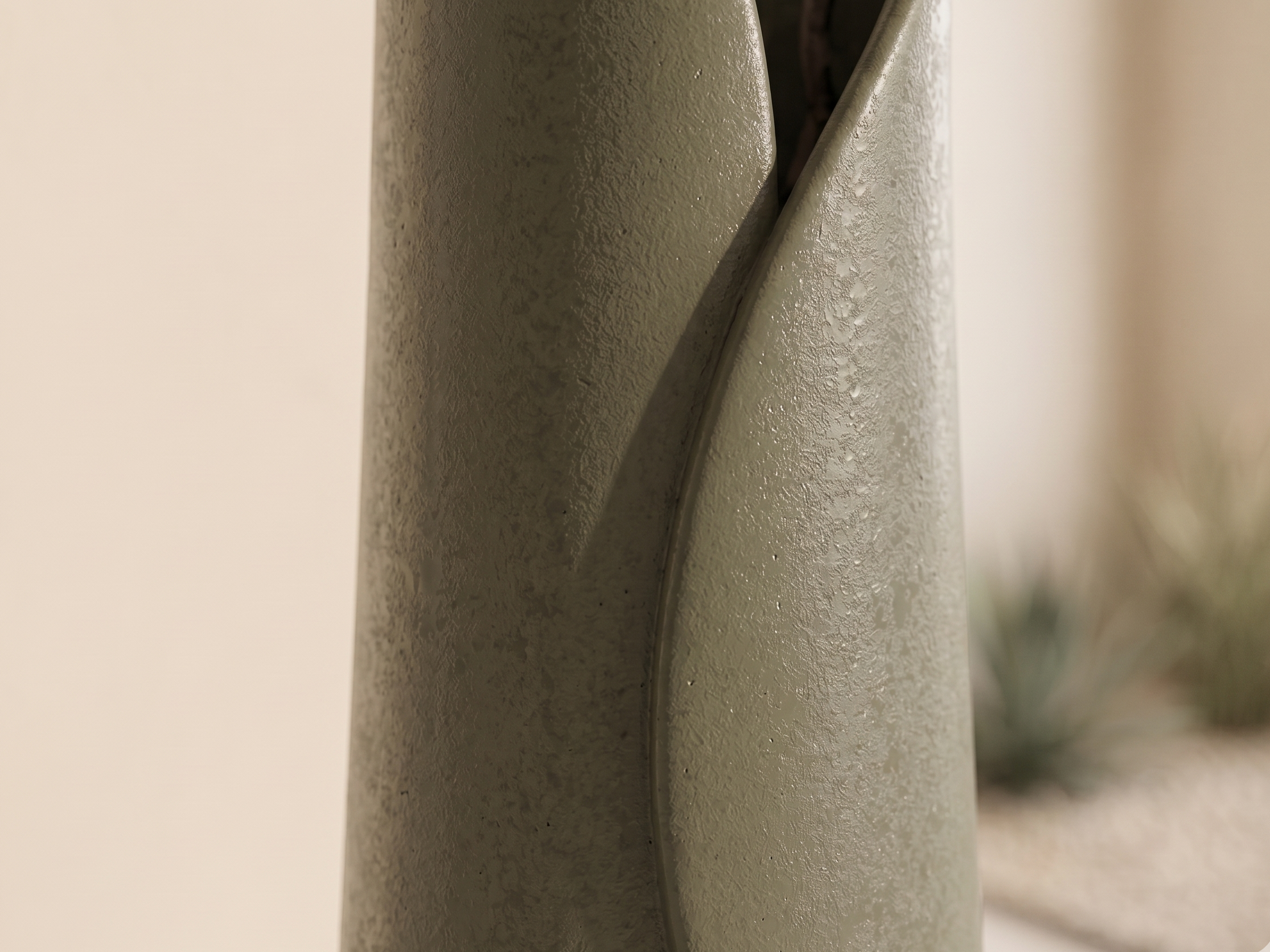 Minimalist Tulip Vase