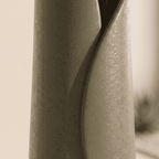 Minimalist Tulip Vase - Unisculp