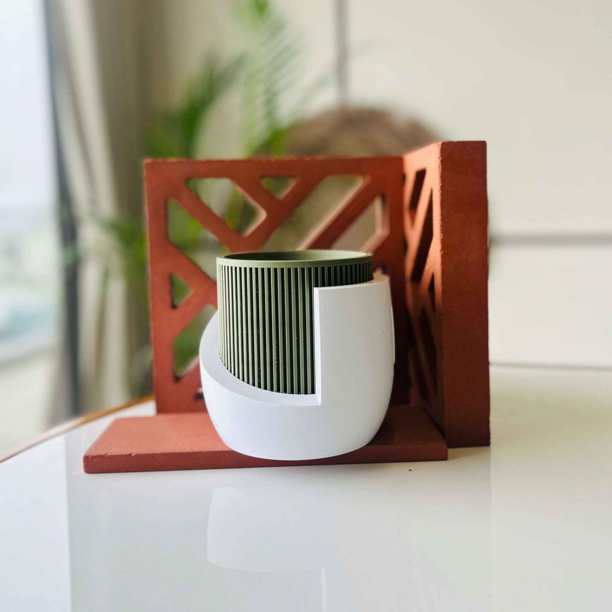 Modern Planter - Unisculp